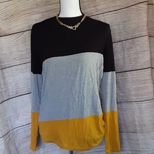 Revasonee stretch tshirt knit top colorblock sz M